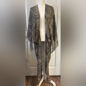 Mittoshop Elegant Sheer Kimono with Intricate Patterns Bohemian
